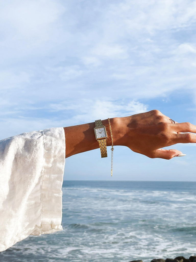 Minimal Beach Inspo With Taylor Nicole Hayden - Larsson & Jennings | Official Store