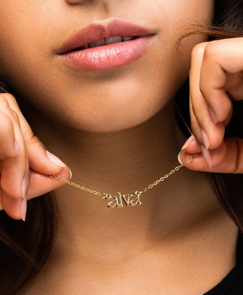 Sleek Name Necklace 18ct Gold Vermeil - Larsson & Jennings | Official Store
